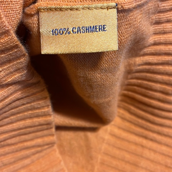 Tory Burch Orange Cashmere V Neck Pullover Sweater size Medium - Picture 3 of 4